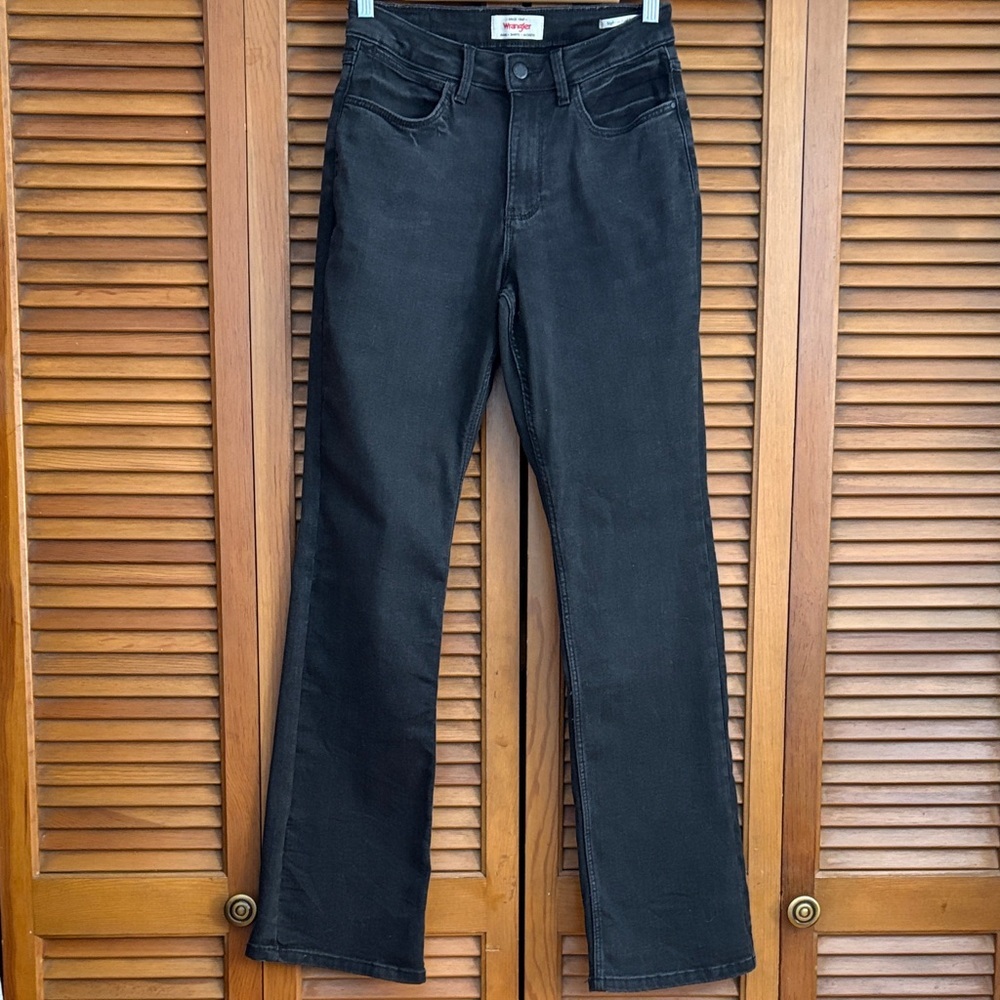 Wrangler Women's Boot Cut Jeans - Black